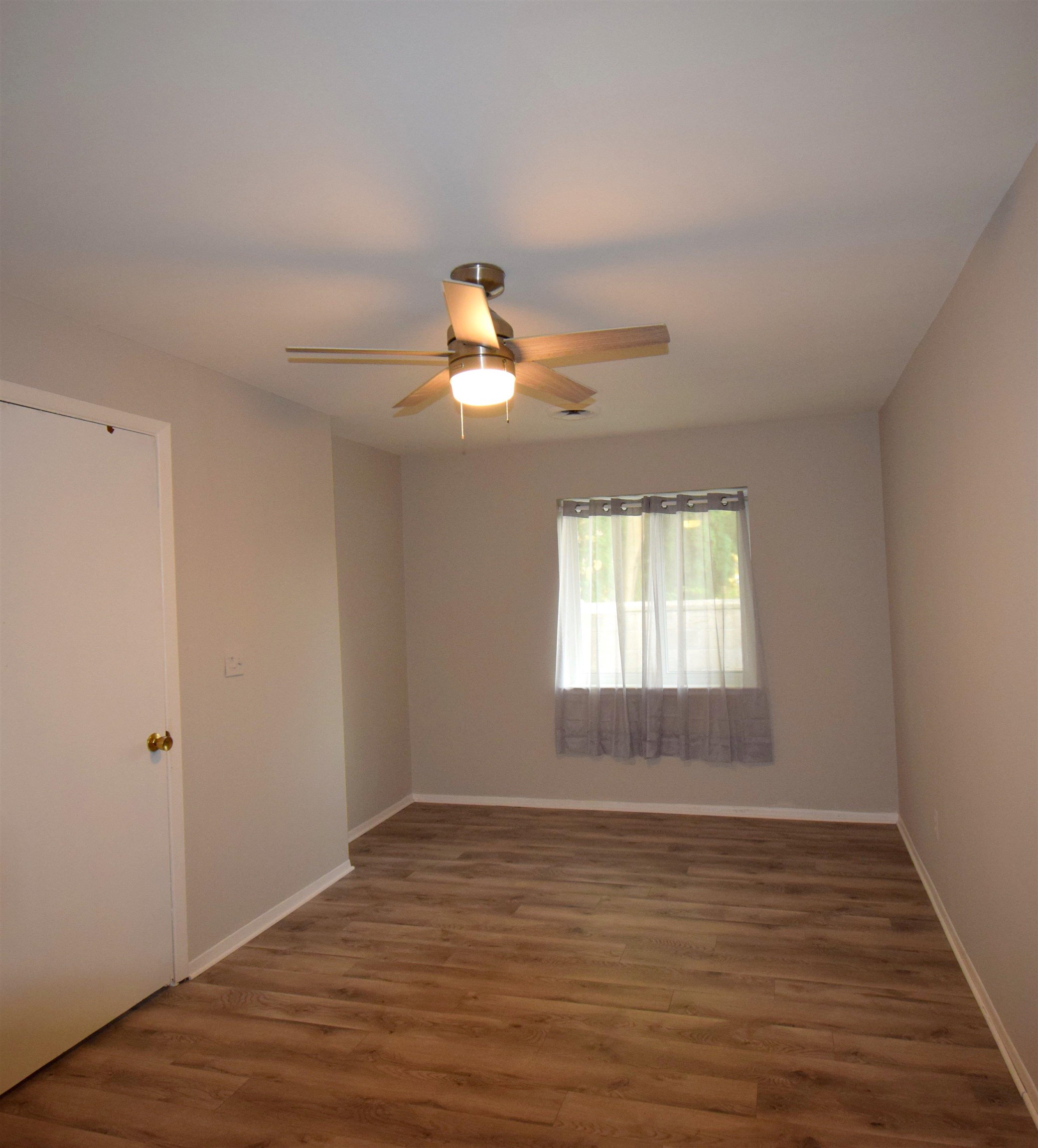 308 North Rochester Road, Unit 18 Clawson, MI 48017 - Photo 26 of 43