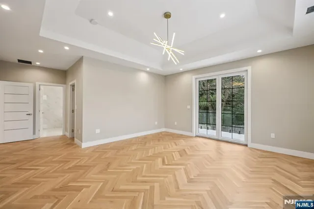 $3,225,000 | 25 MacArthur Avenue, Closter, NJ 07624