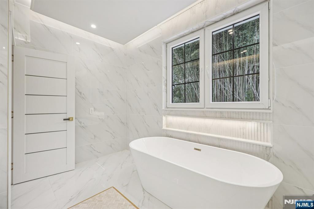 25 MacArthur Avenue Closter, NJ 07624 - Photo 23 of 49