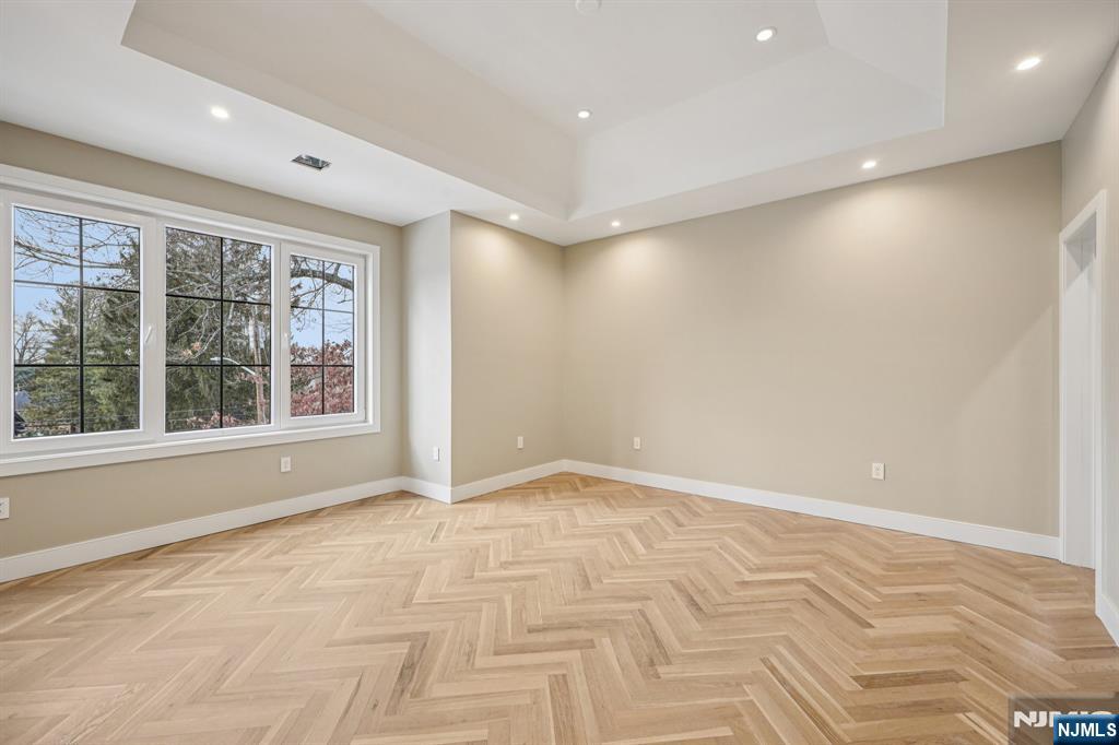 25 MacArthur Avenue Closter, NJ 07624 - Photo 29 of 49