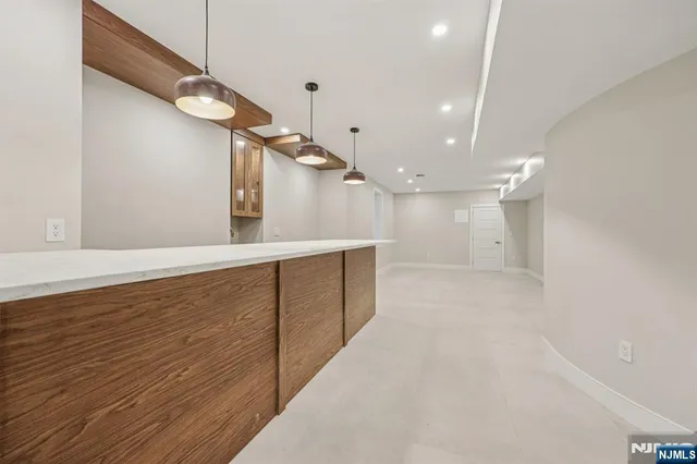 $3,225,000 | 25 MacArthur Avenue, Closter, NJ 07624