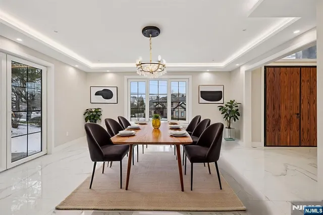 $3,225,000 | 25 MacArthur Avenue, Closter, NJ 07624