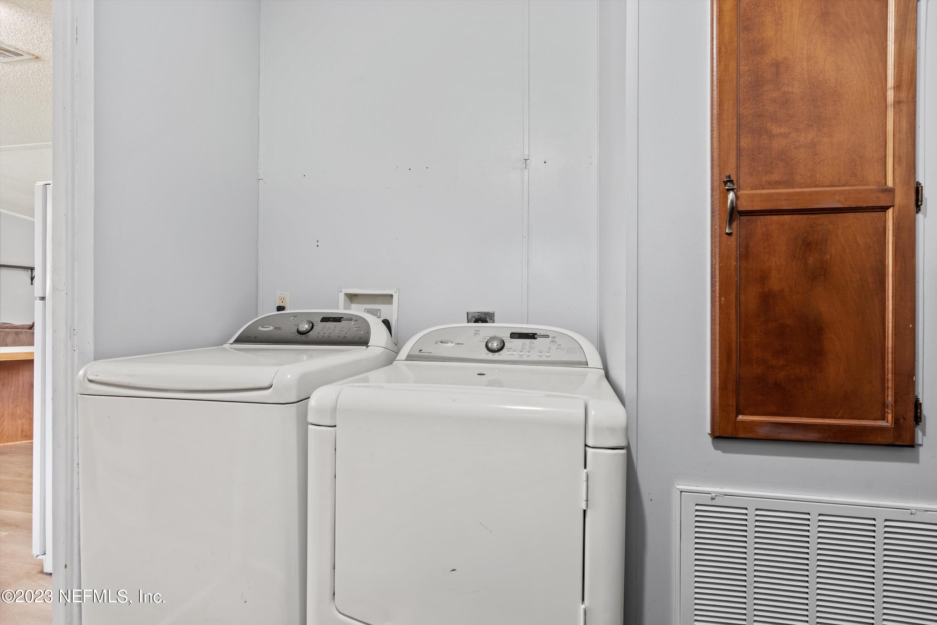 7940 Plummer Road Jacksonville, FL 32219 - Photo 15 of 27 15-Laundry