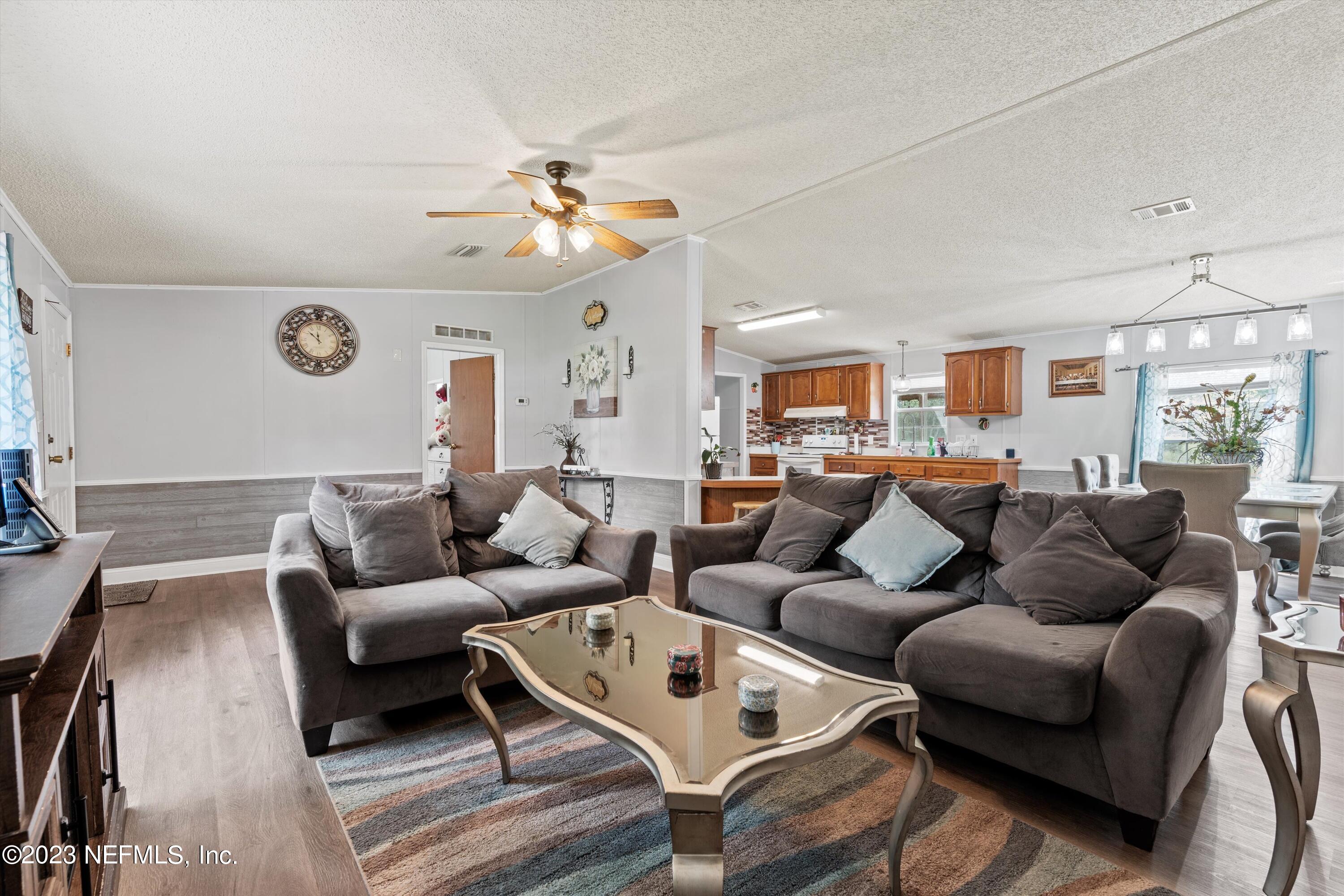 7940 Plummer Road Jacksonville, FL 32219 - Photo 8 of 27 08-Living Room