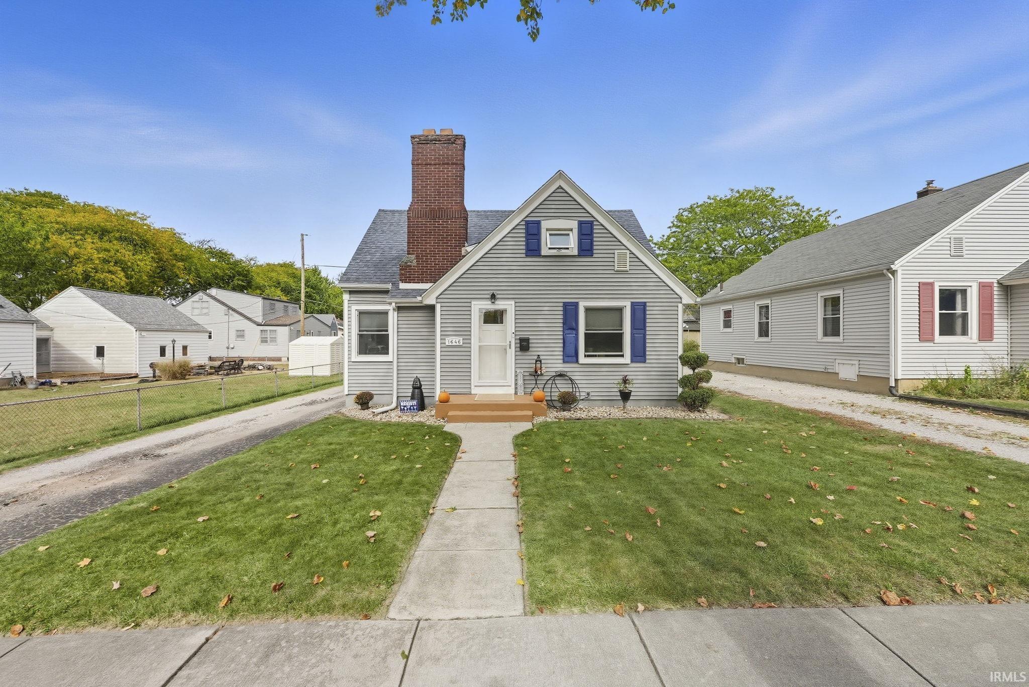 1646 Spring Street Fort Wayne, IN 46808 - Photo 2 of 36