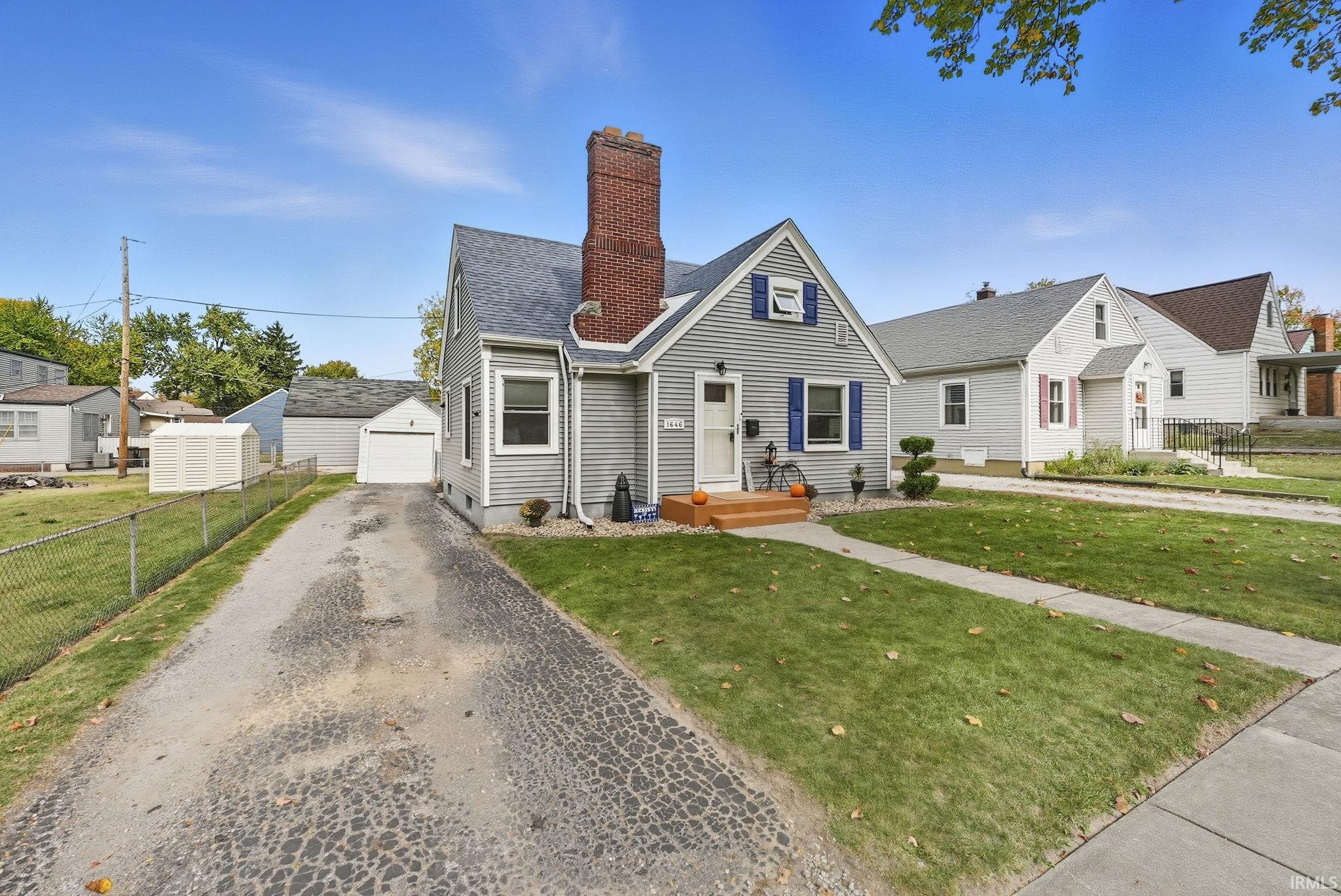 1646 Spring Street Fort Wayne, IN 46808 - Photo 4 of 36