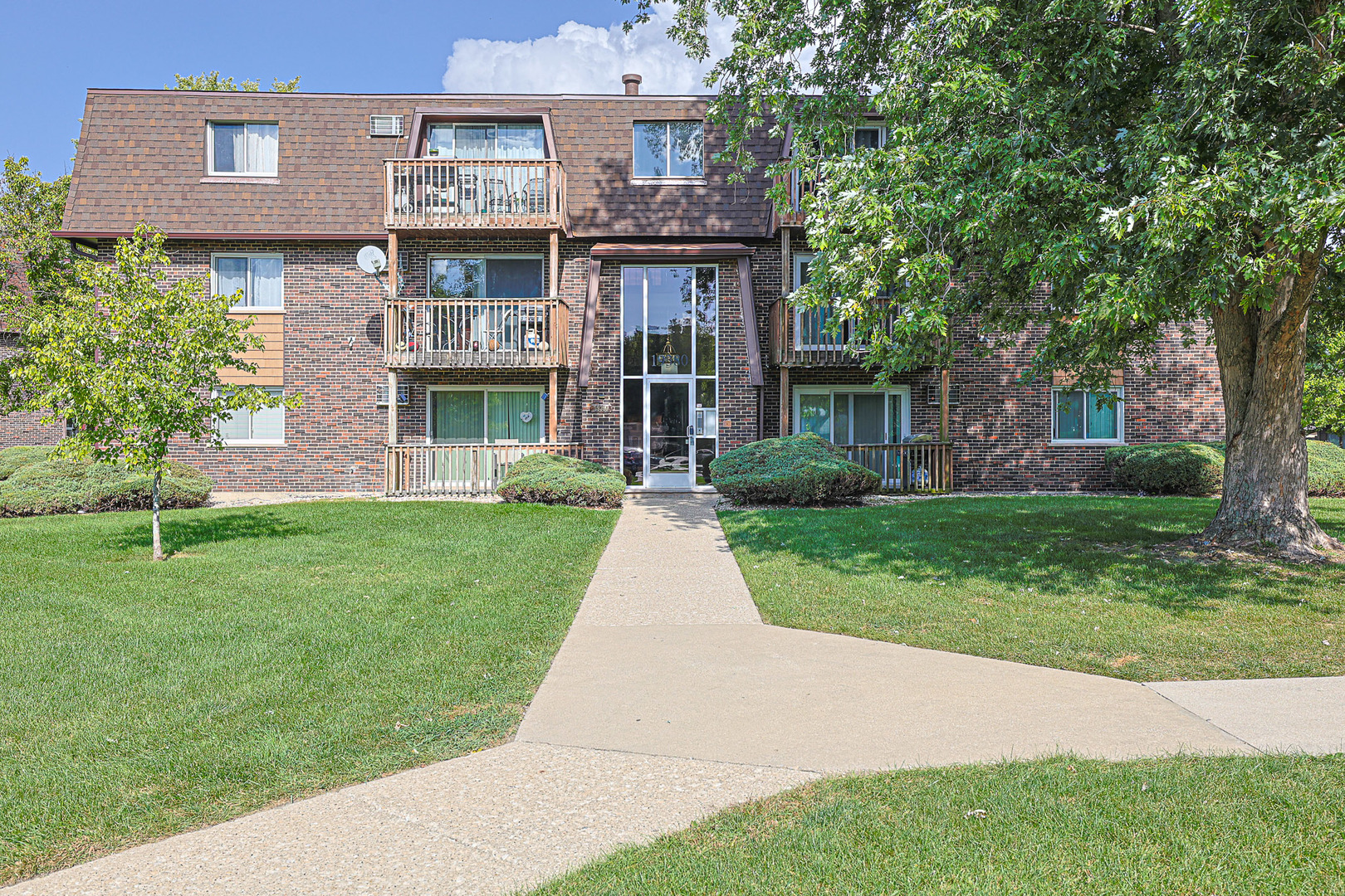 19380 Wolf Road, Unit 6 Mokena, IL 60448 - Photo 2 of 27
