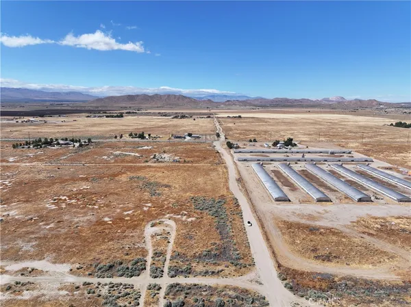 $33,000 | 0 75th Street, Rosamond, CA 93560