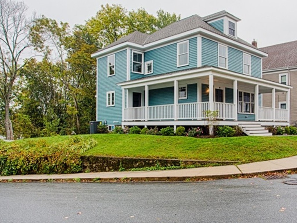 29 Lafayette Road Ipswich, MA 01938 - Photo 3 of 20 a front view of a house with a yard
