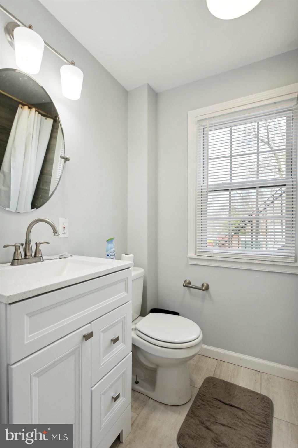 219 MacDade Boulevard Folsom, PA 19033 - Photo 9 of 27