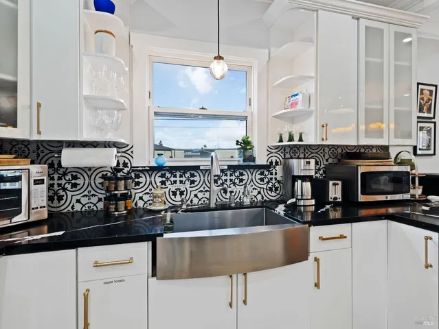 $1,588,000 | 2325 Georgia Street, Napa, CA 94559