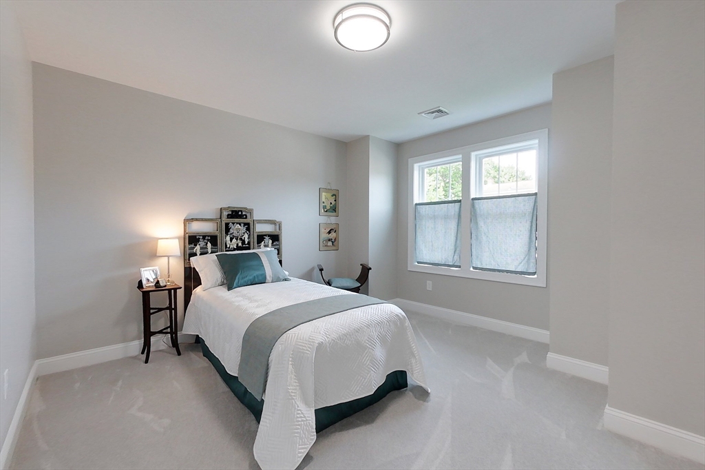 10 Pleasant Street Templeton, MA 01436 - Photo 25 of 42