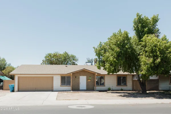 $325,000 | 8621 West Columbus Avenue, Phoenix, AZ 85037