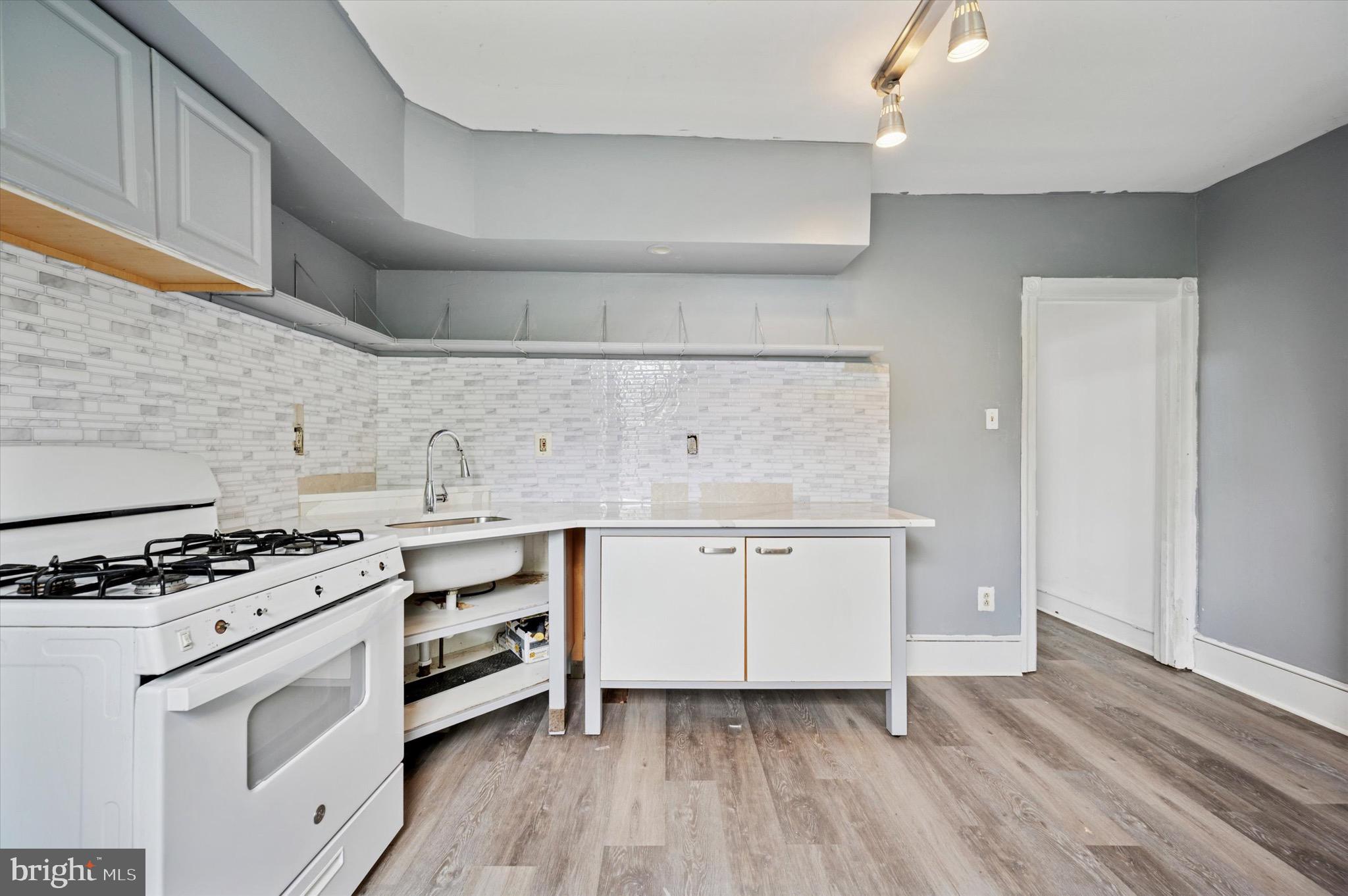 5841 North 12th Street, Unit 2 Philadelphia, PA 19141 - Photo 12 of 15