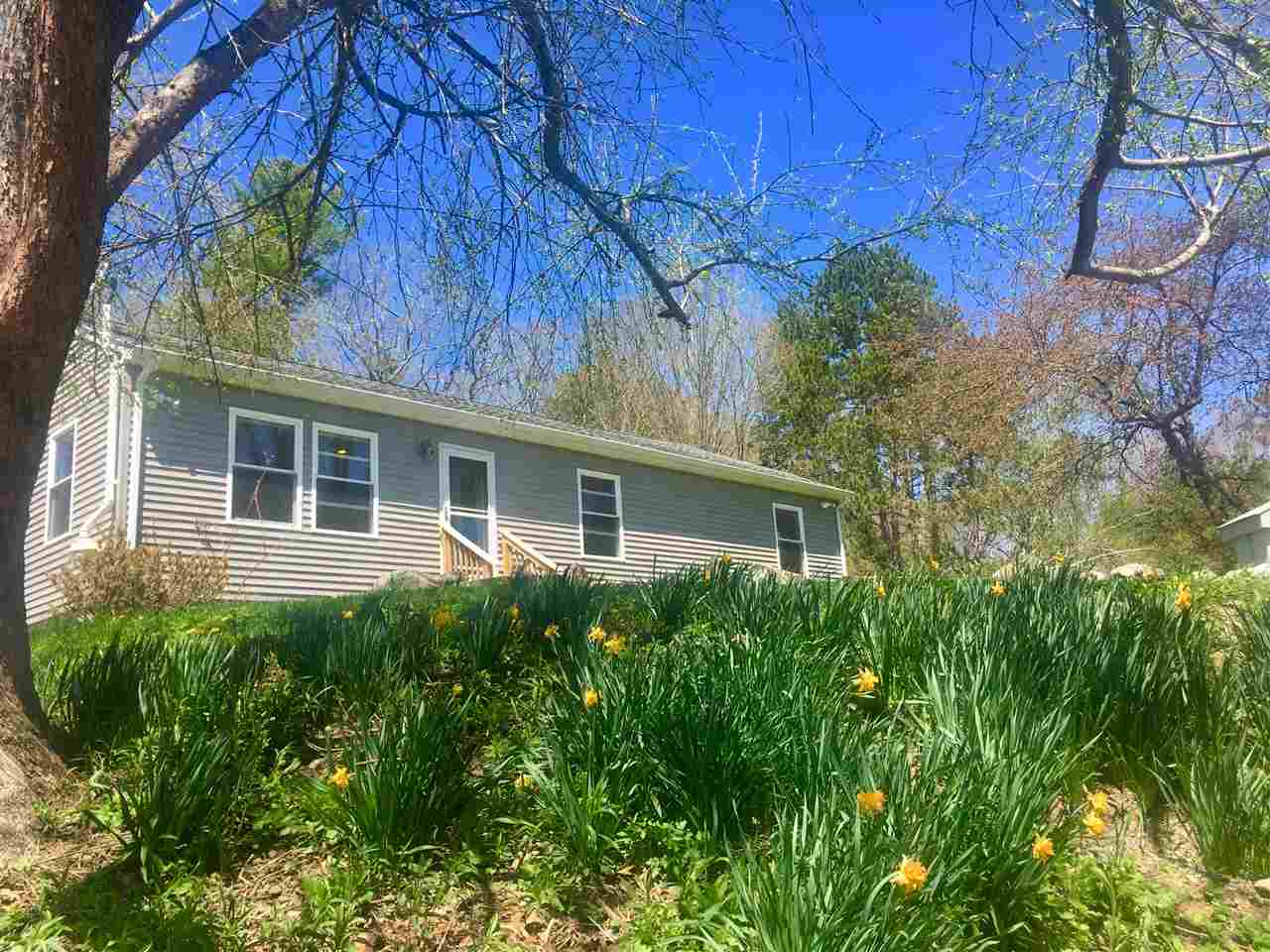 12 Old Lee Road Newfields, NH 03856 - Photo 2 of 29