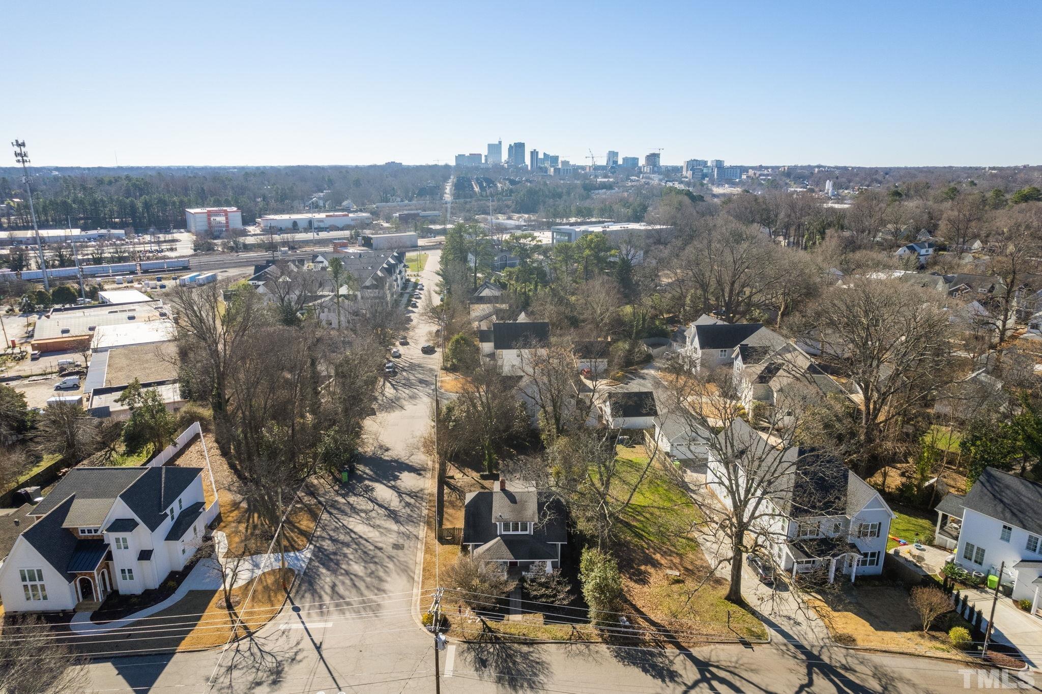 330 Pershing Road Raleigh, NC 27608 - Photo 39 of 51
