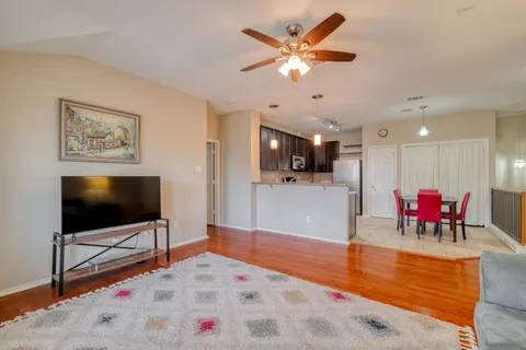 $265,000 | 16100 South Great Oaks Drive, Unit 901, Round Rock, TX 78681