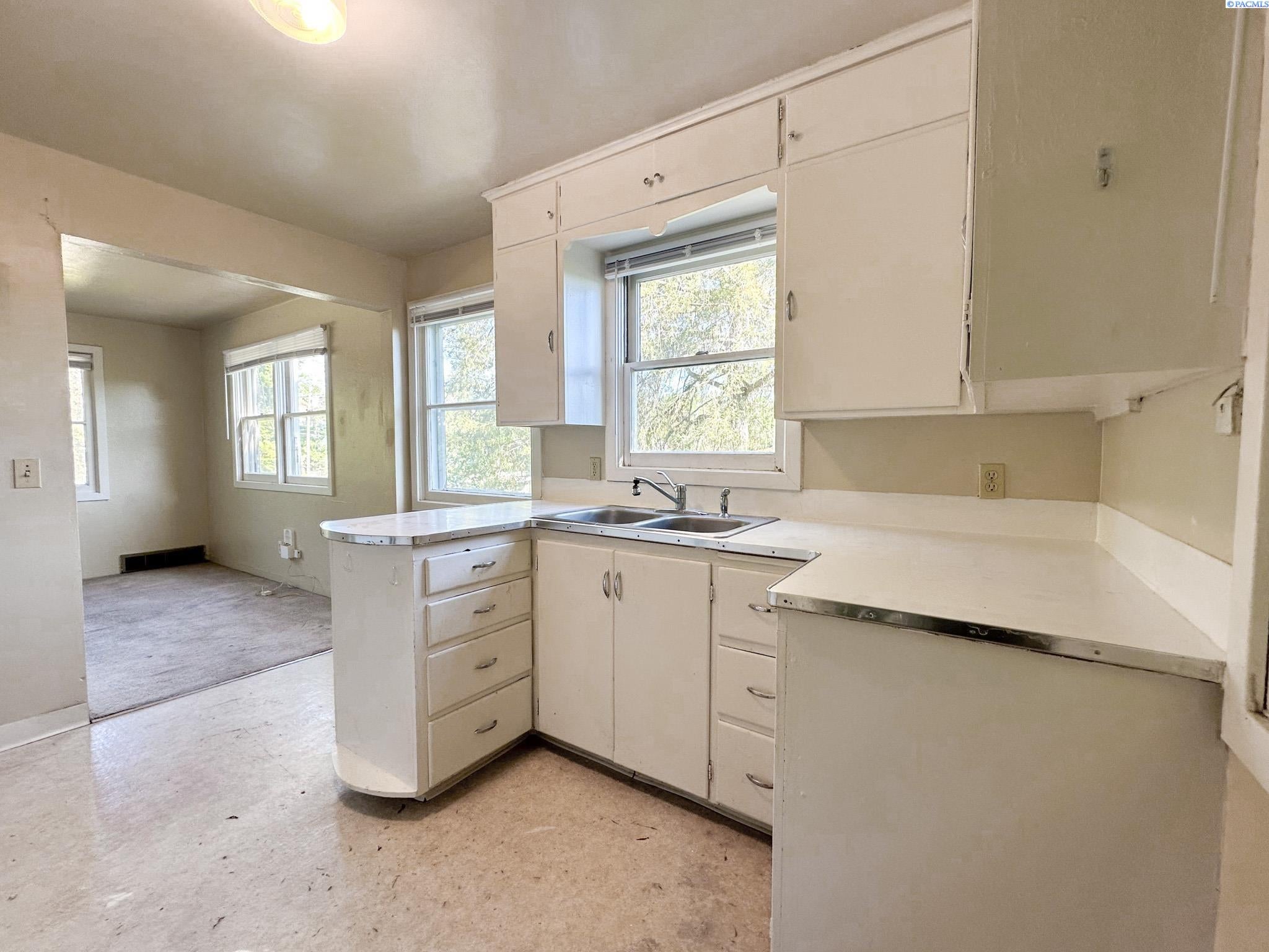 1145 Myrtle Street Pullman, WA 99163 - Photo 4 of 10 Gallery Image 4