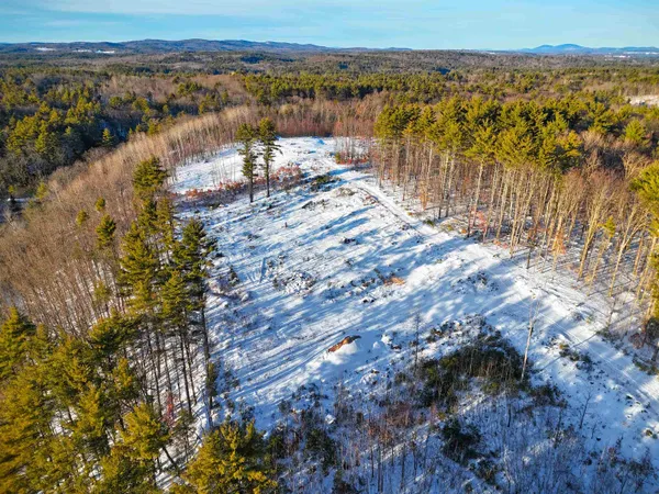 $819,999 | 15 Hot Hole Pond Road, Concord, NH 03301