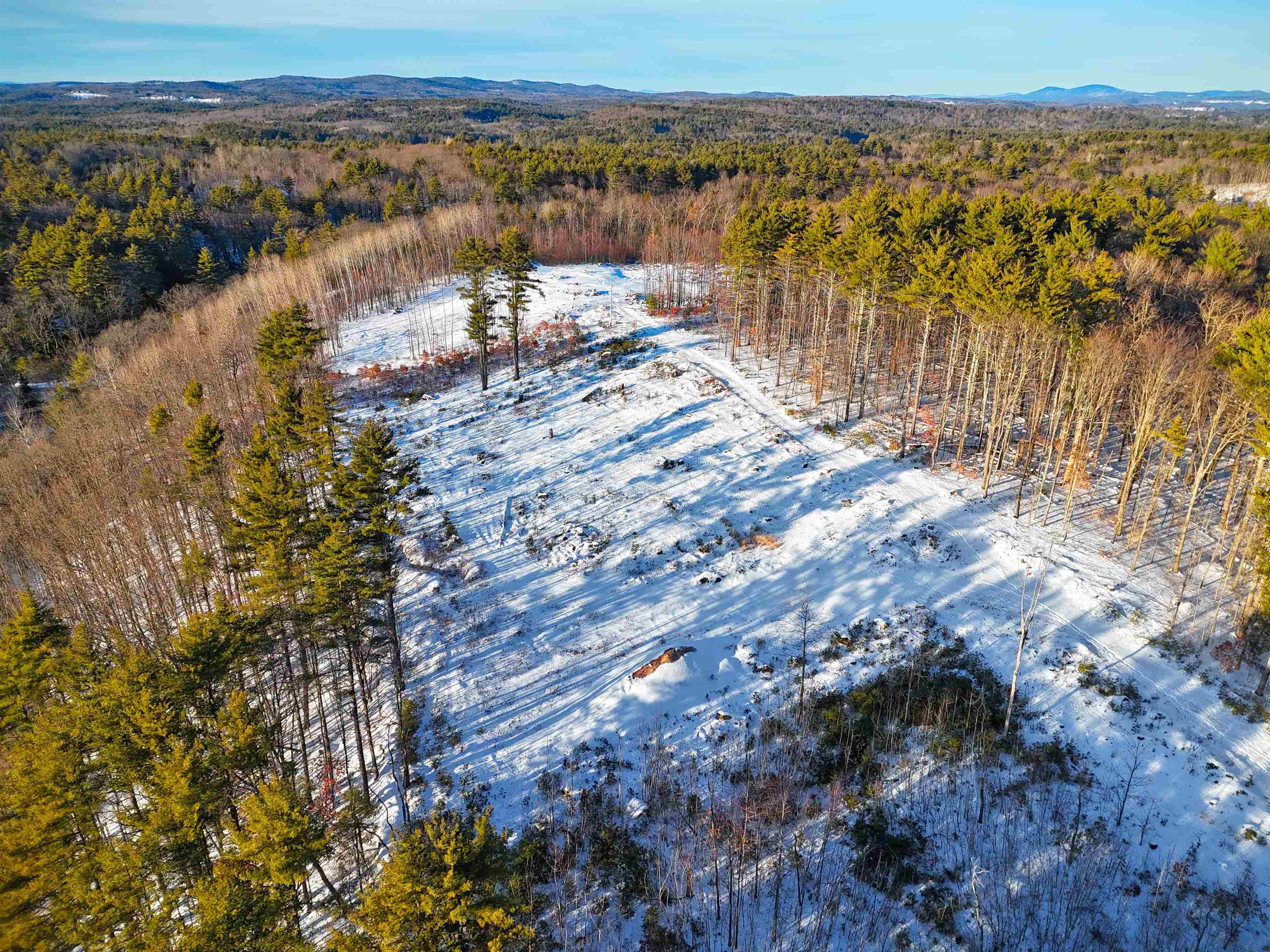 15 Hot Hole Pond Road Concord, NH 03301 - Photo 4 of 17