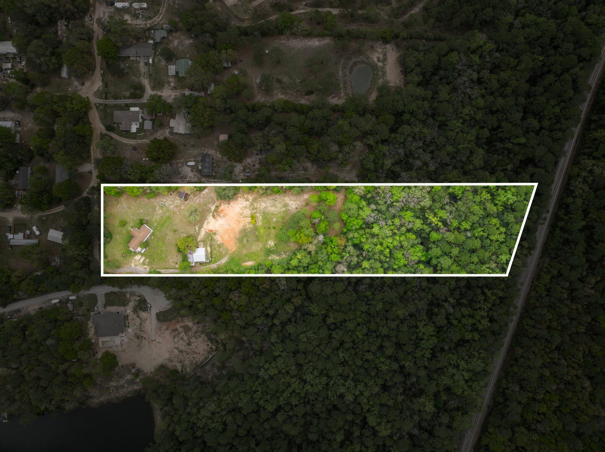 3062 Highland Avenue Crestview, FL 32539 - Photo 53 of 58 a view of a back yard