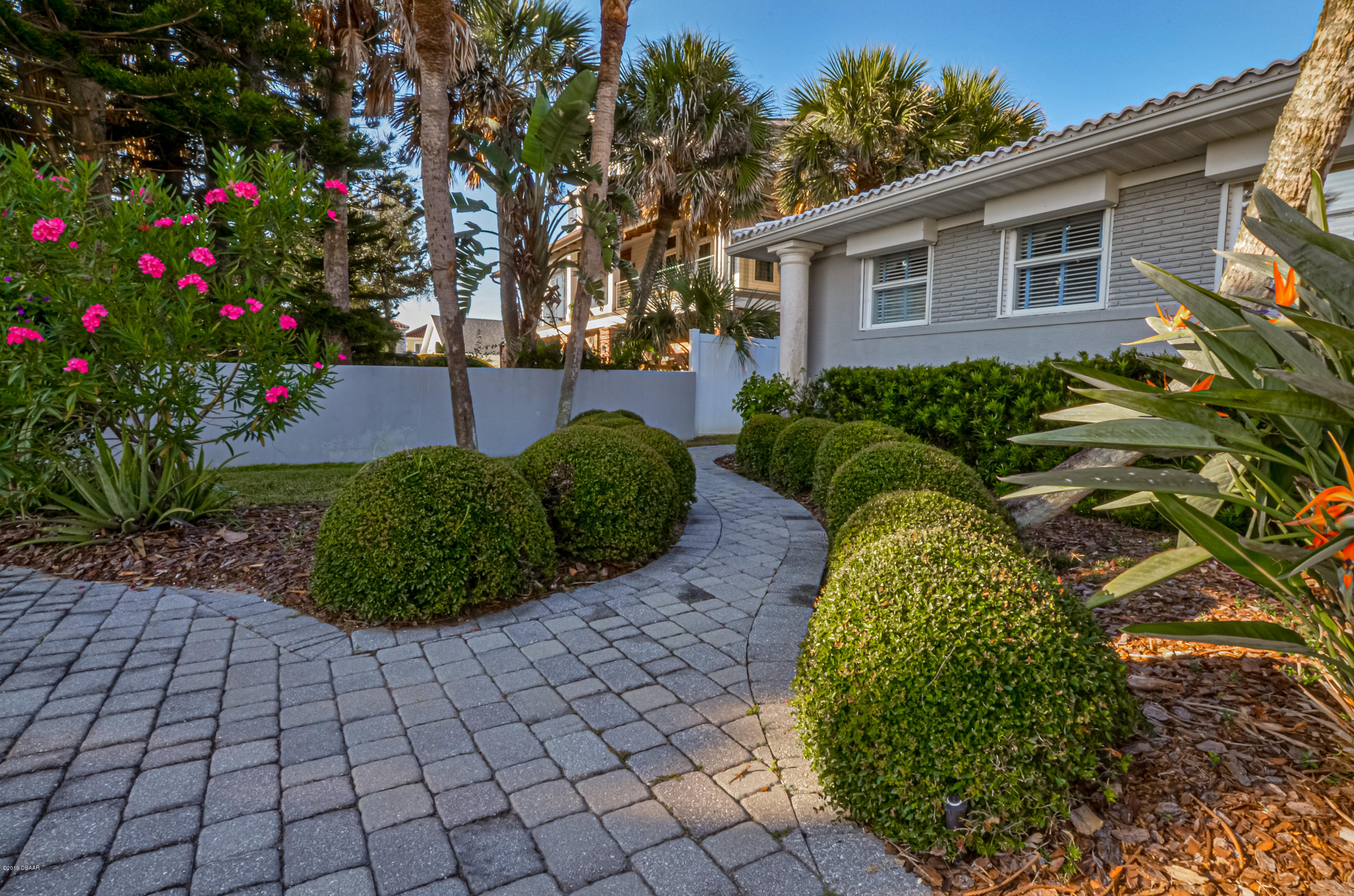 637 Ocean Shore Boulevard Ormond Beach, FL 32176 - Photo 9 of 62 DSC_0341