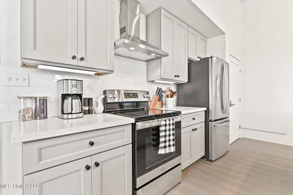 $339,000 | 315 Main Street, Unit J, Bay St. Louis, MS 39520