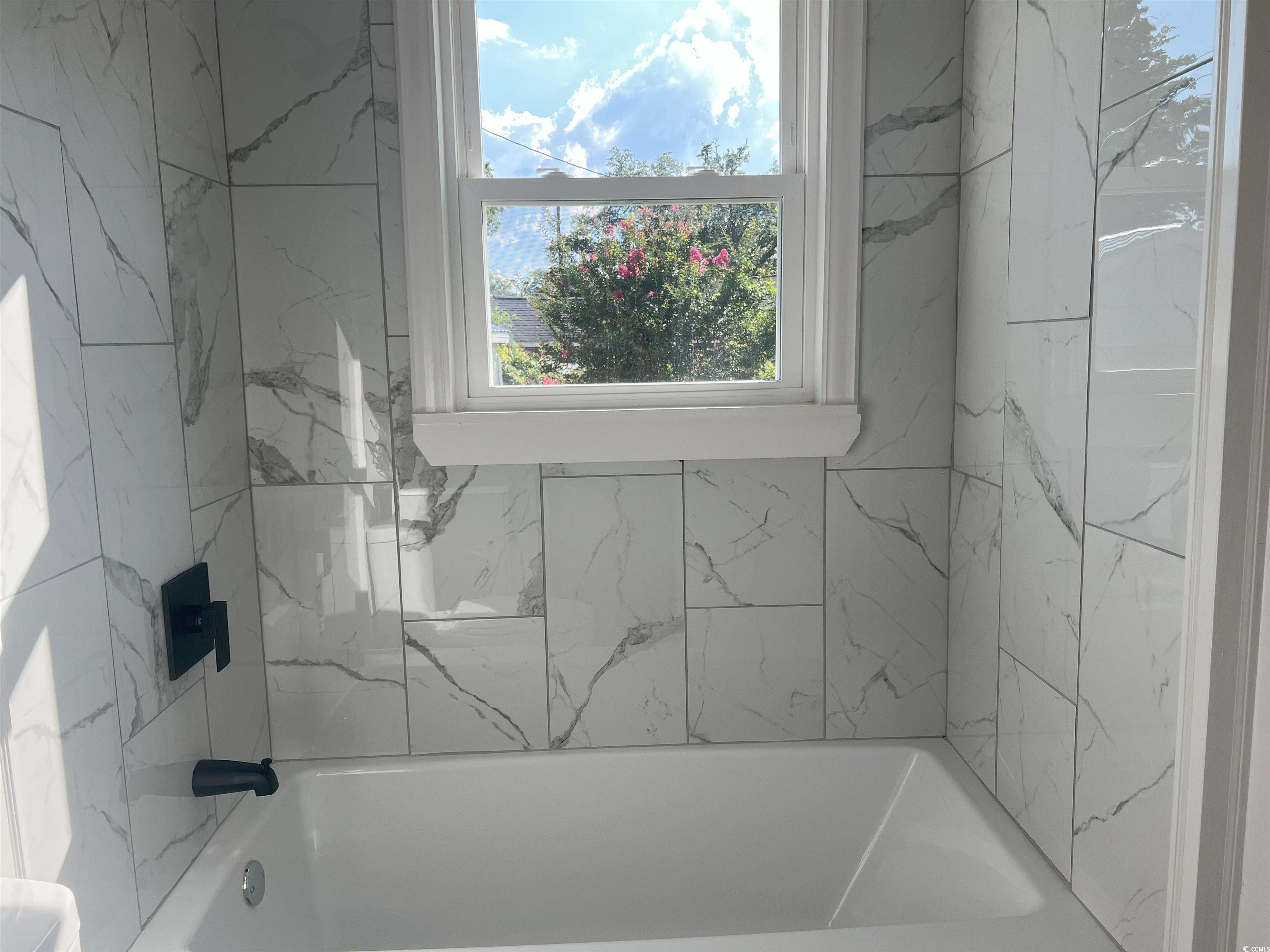 518 Nowell Street Georgetown, SC 29440 - Photo 26 of 28 Full bath with shower combination