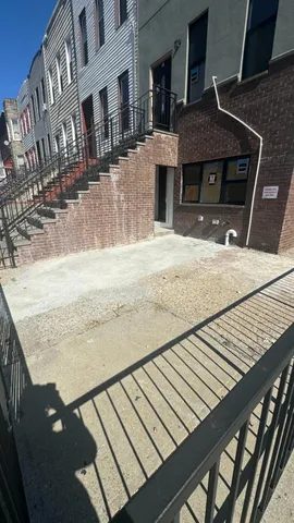 $1,299,999 | 31 Roosevelt Place | Bedford-Stuyvesant