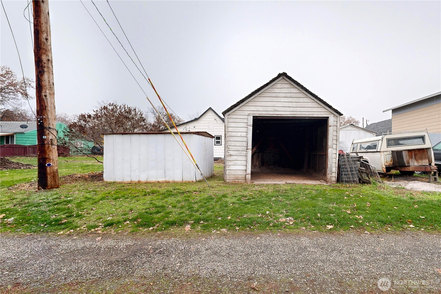 1209 Chestnut Street Milton Freewater, OR 97862 - Photo 22 of 23 a view of a house with a yard