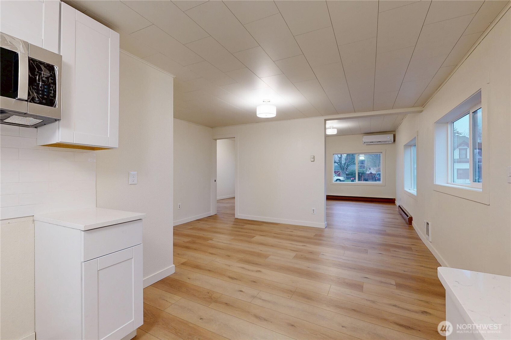 1209 Chestnut Street Milton Freewater, OR 97862 - Photo 10 of 23 a view of an empty room and wooden floor