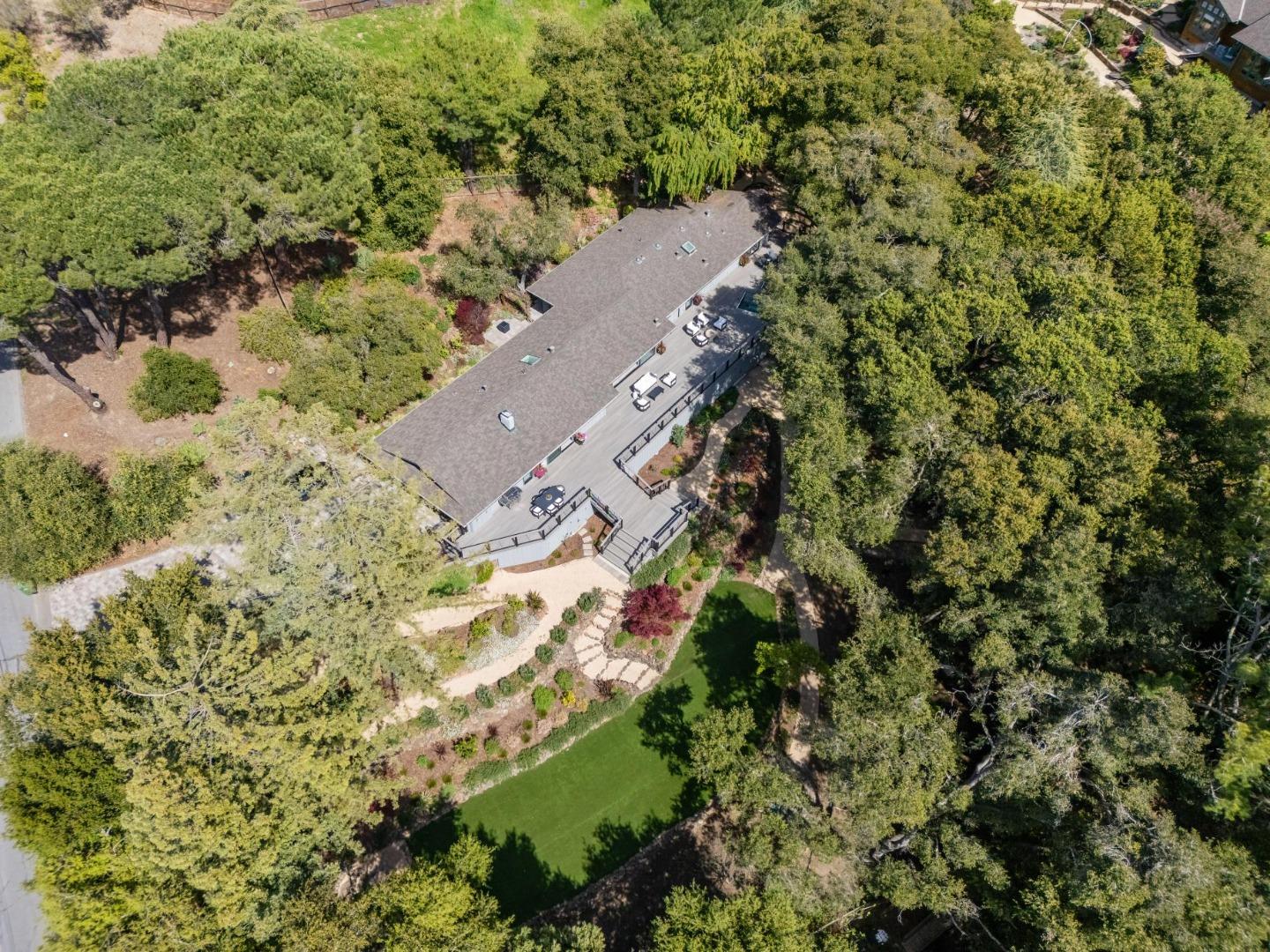 30 Cheyenne Point Portola Valley, CA 94028 - Photo 34 of 38 a view of a yard with plants and large trees