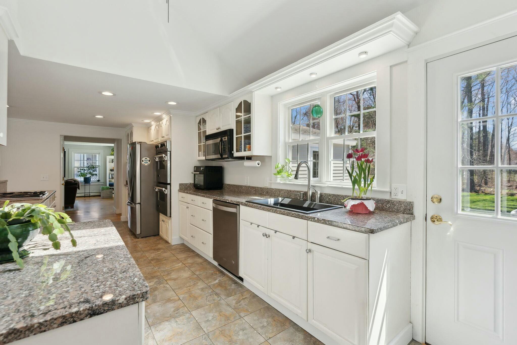 12 Intervale Road Kennebunk, ME 04043 - Photo 11 of 33 12 Intervale Road