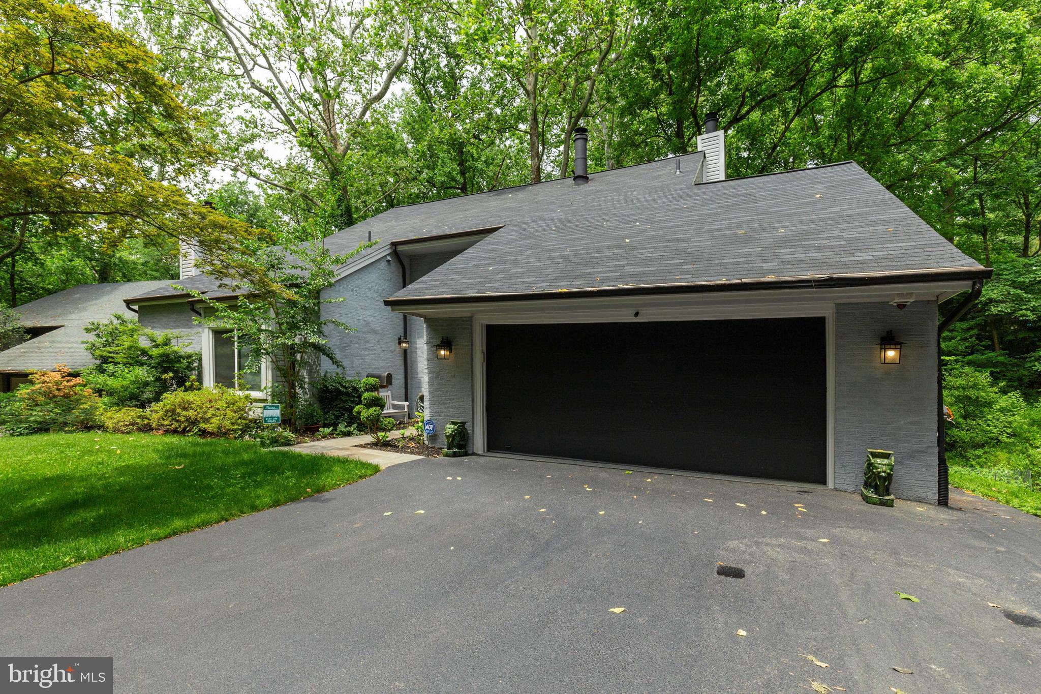 6405 Walhonding Road Bethesda, MD 20816 - Photo 1 of 52 Gallery Image 1