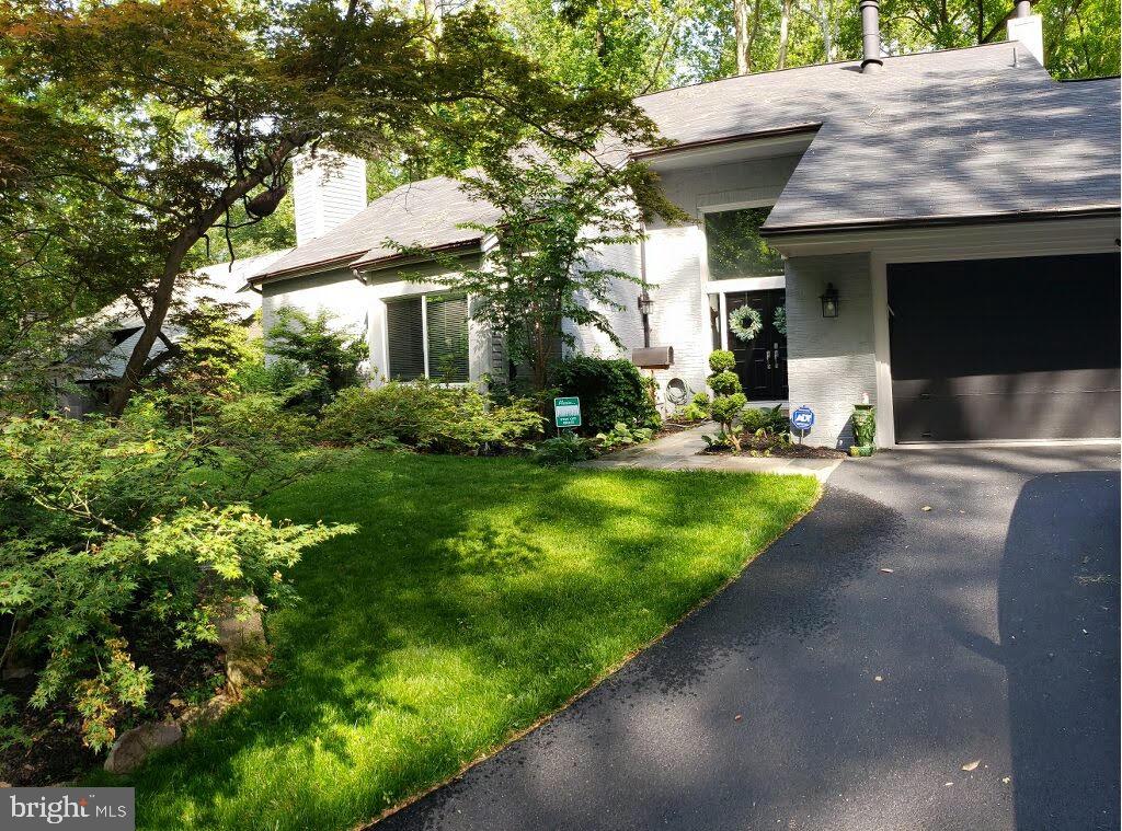 6405 Walhonding Road Bethesda, MD 20816 - Photo 2 of 52 Gallery Image 2