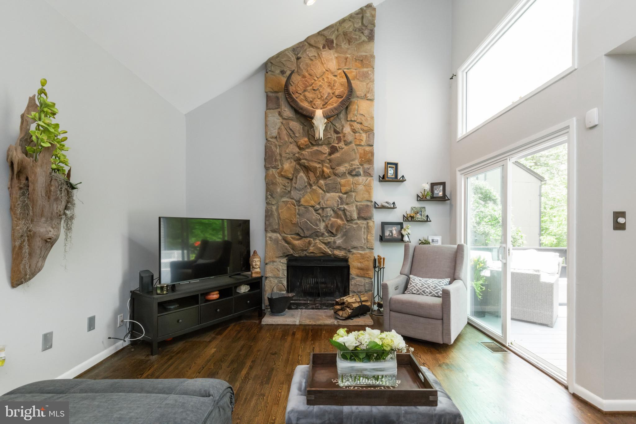 6405 Walhonding Road Bethesda, MD 20816 - Photo 18 of 52 Gallery Image 18