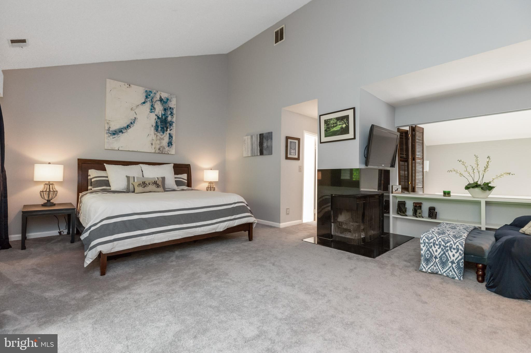6405 Walhonding Road Bethesda, MD 20816 - Photo 22 of 52 Gallery Image 22