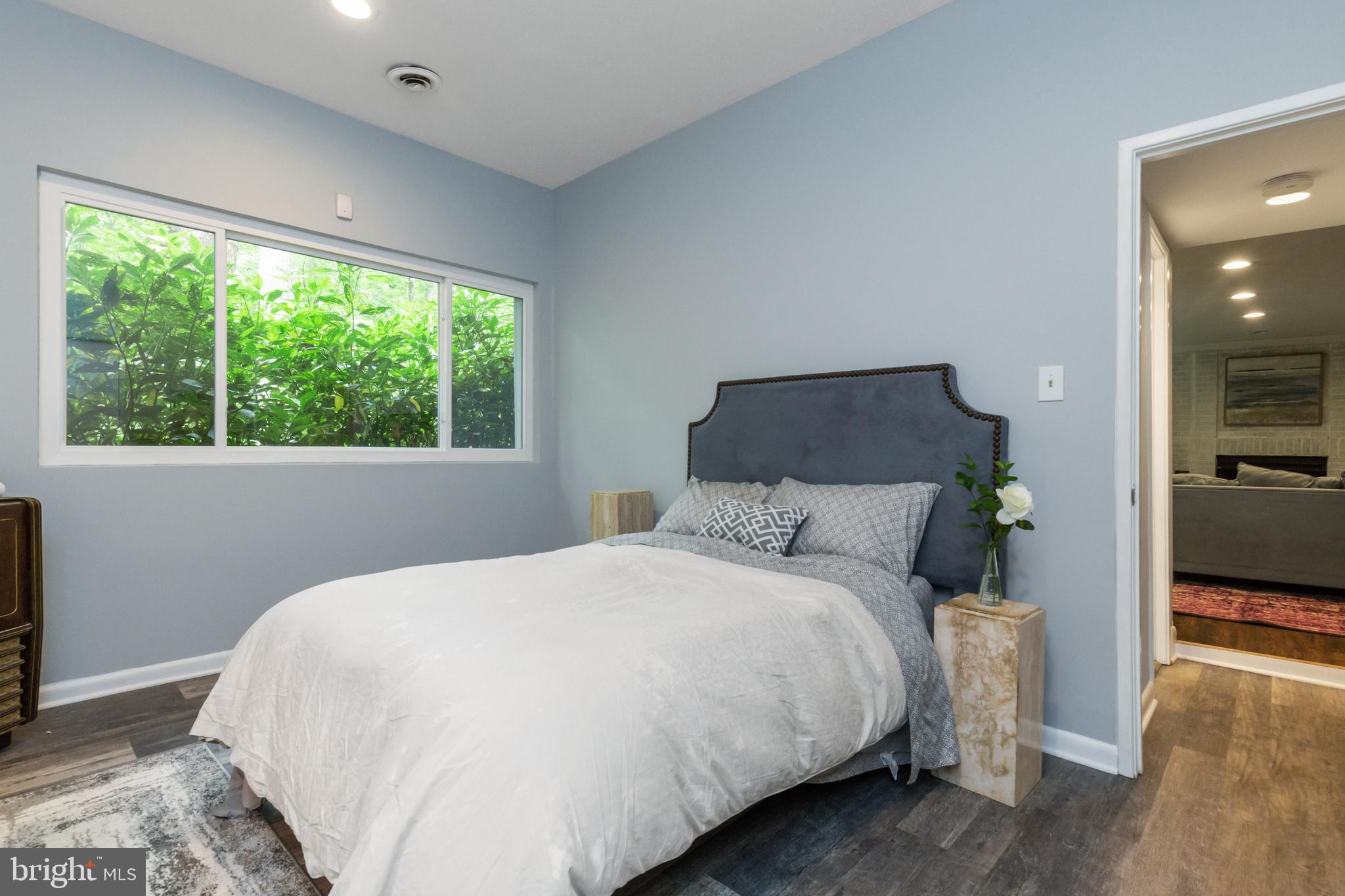 6405 Walhonding Road Bethesda, MD 20816 - Photo 34 of 52 Gallery Image 34