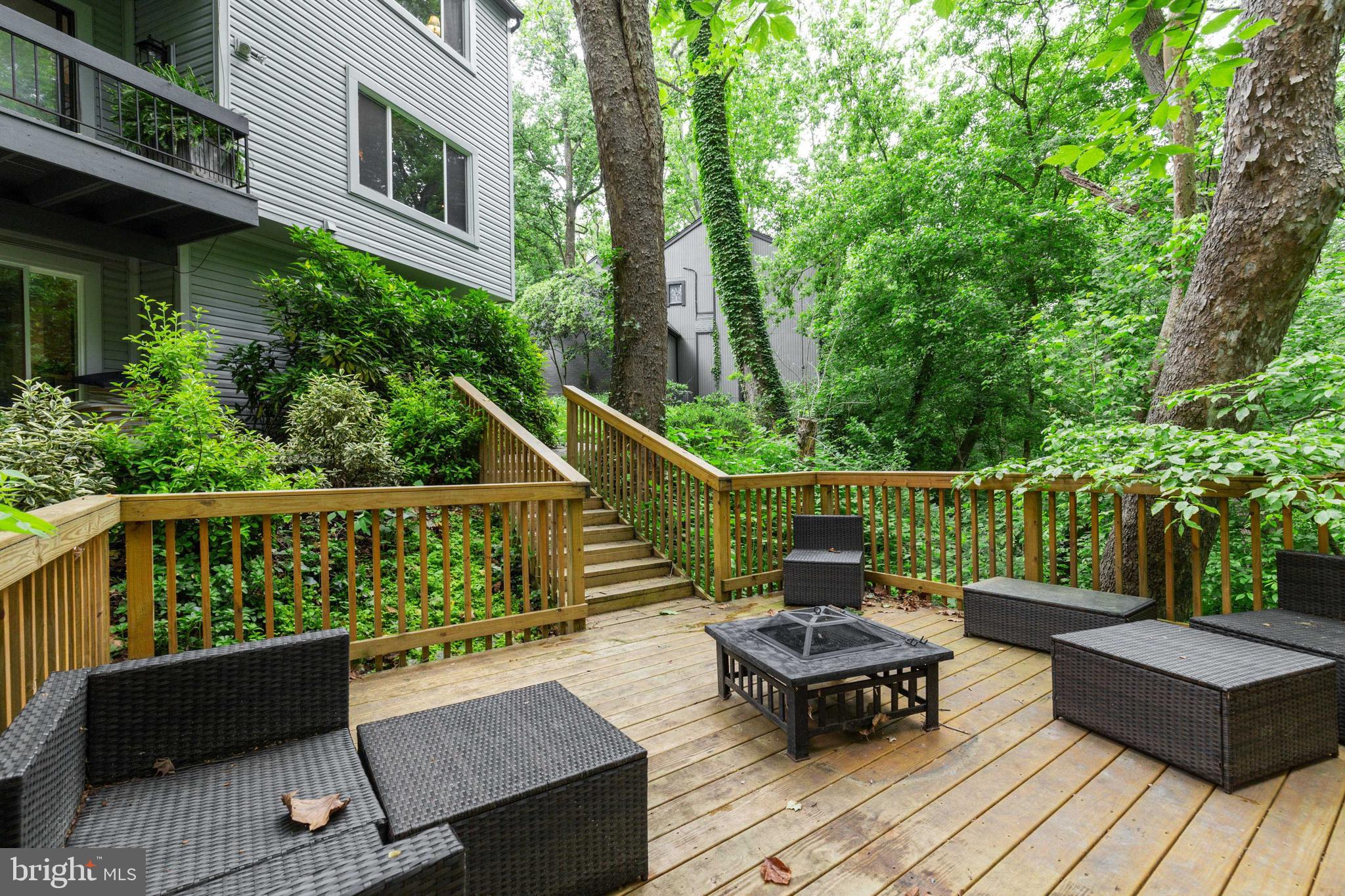 6405 Walhonding Road Bethesda, MD 20816 - Photo 43 of 52 Gallery Image 43