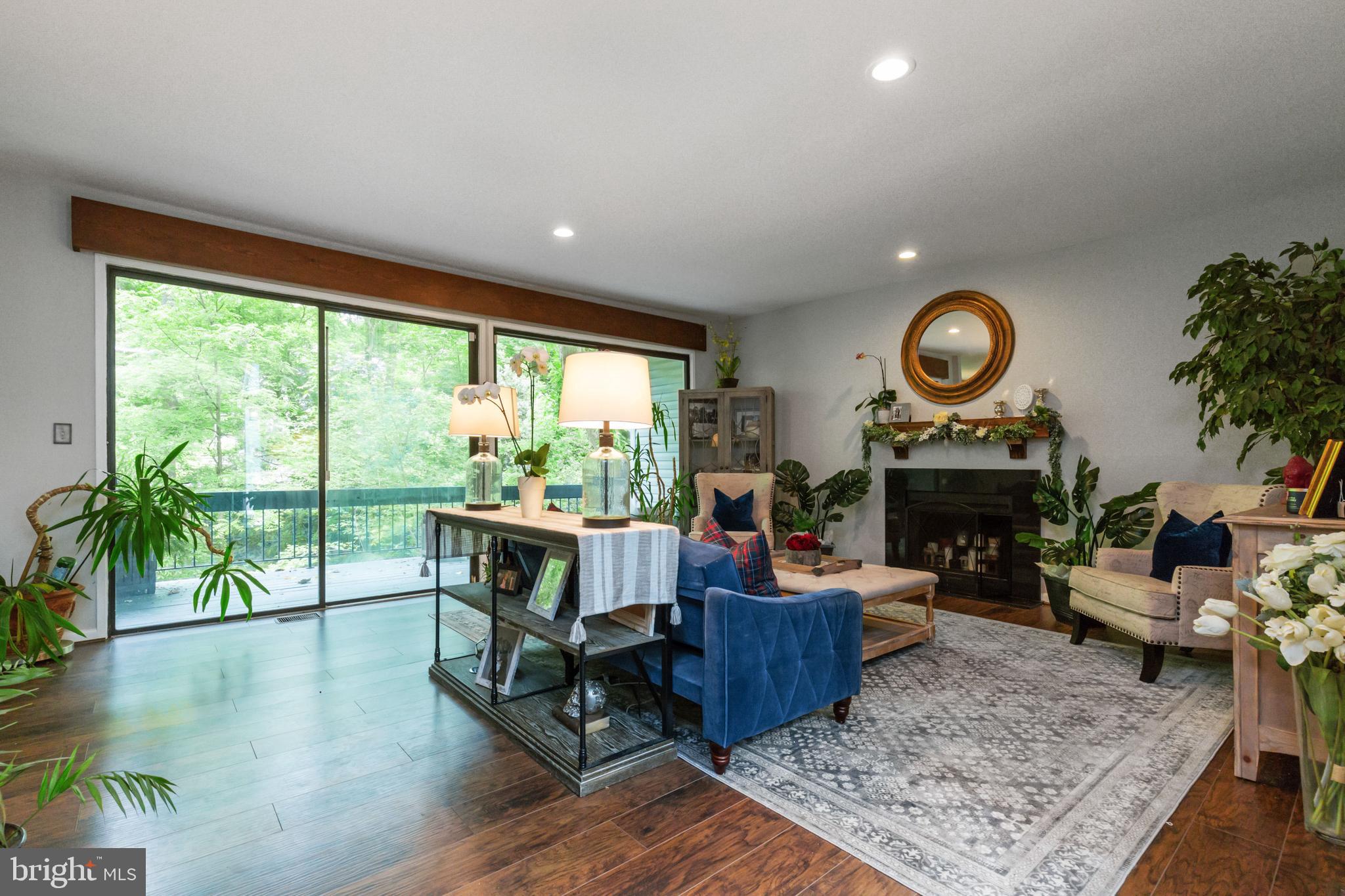6405 Walhonding Road Bethesda, MD 20816 - Photo 6 of 52 Gallery Image 6