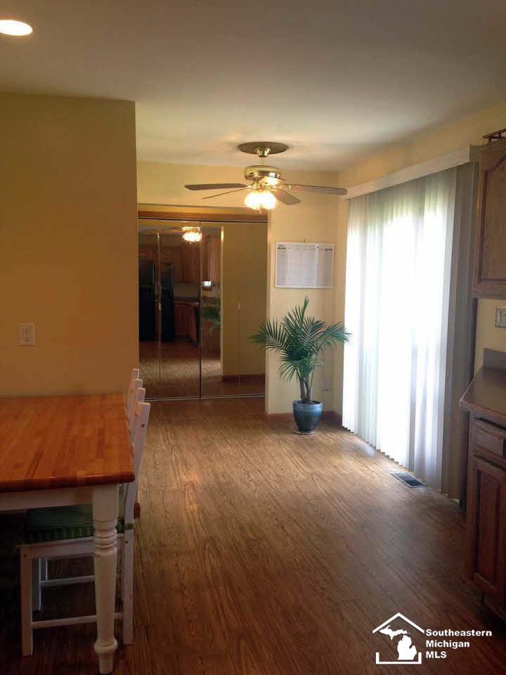 13766 Laplaisance Road Monroe, MI 48161 - Photo 6 of 16 Eat-in Kitchen