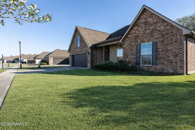 $310,000 | 409 Victoria Lights Lane, Broussard, LA 70518