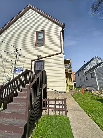 $1,350 | 11014 South State Street, Unit 1B, Chicago, IL 60628