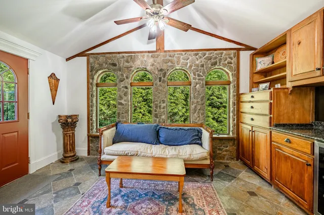 $1,590,000 | 186 Bragg Hill Road, West Chester, PA 19382