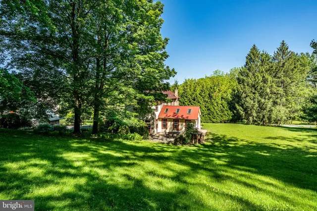 $1,590,000 | 186 Bragg Hill Road, West Chester, PA 19382