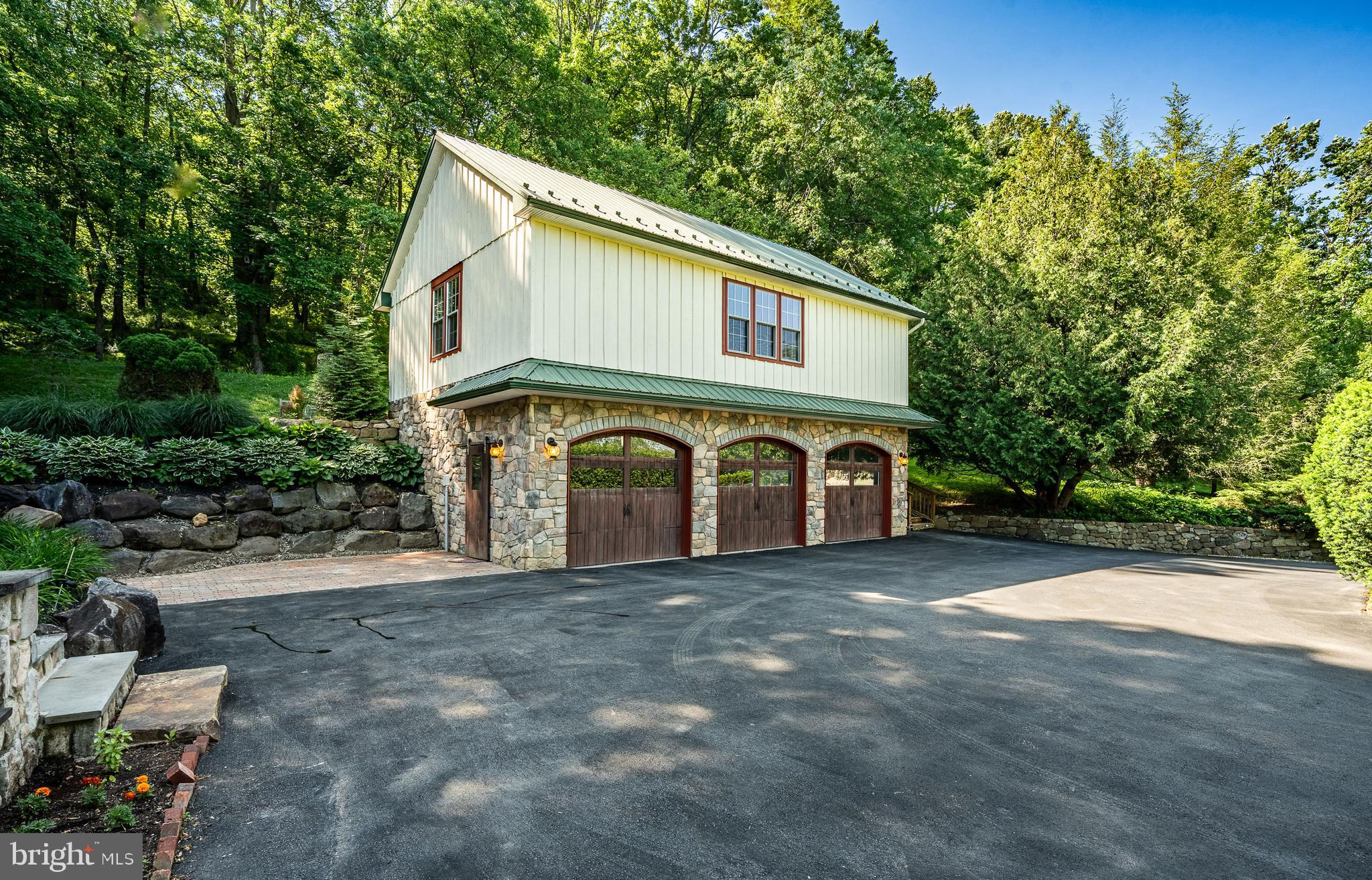 186 Bragg Hill Road West Chester, PA 19382 - Photo 46 of 75 Three Car Garage