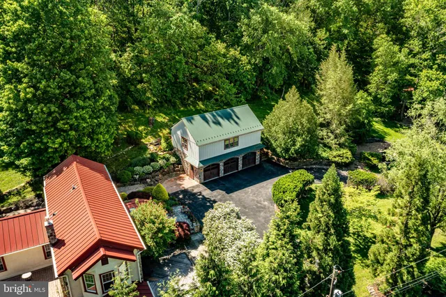$1,590,000 | 186 Bragg Hill Road, West Chester, PA 19382