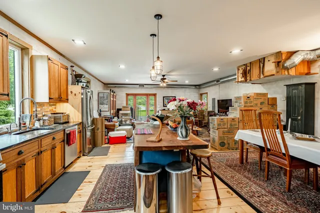 $1,590,000 | 186 Bragg Hill Road, West Chester, PA 19382