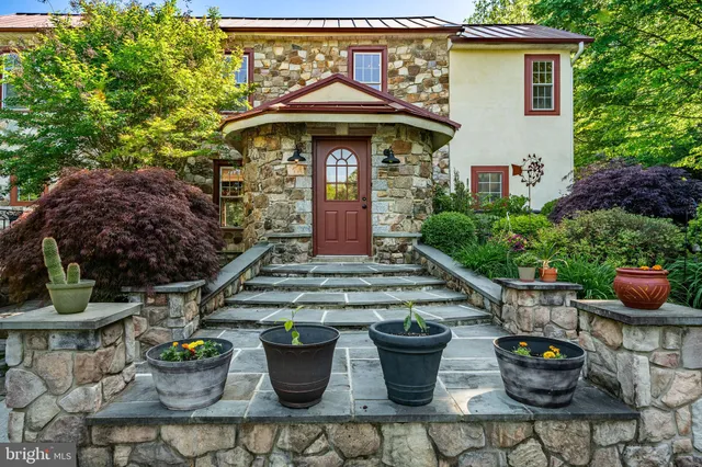 $1,590,000 | 186 Bragg Hill Road, West Chester, PA 19382