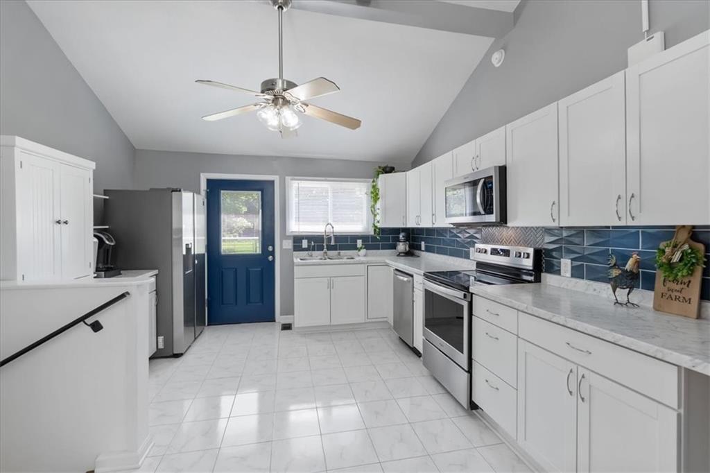 124 East 2300th Road Wellsville, KS 66092 - Photo 11 of 69